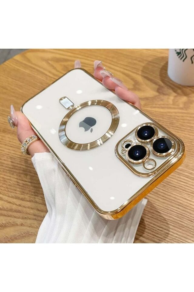 Iphone 14 Plus Magsafe Özellikli Şeffaf (kamerası Korumalı) Lensli Kılıf Gold